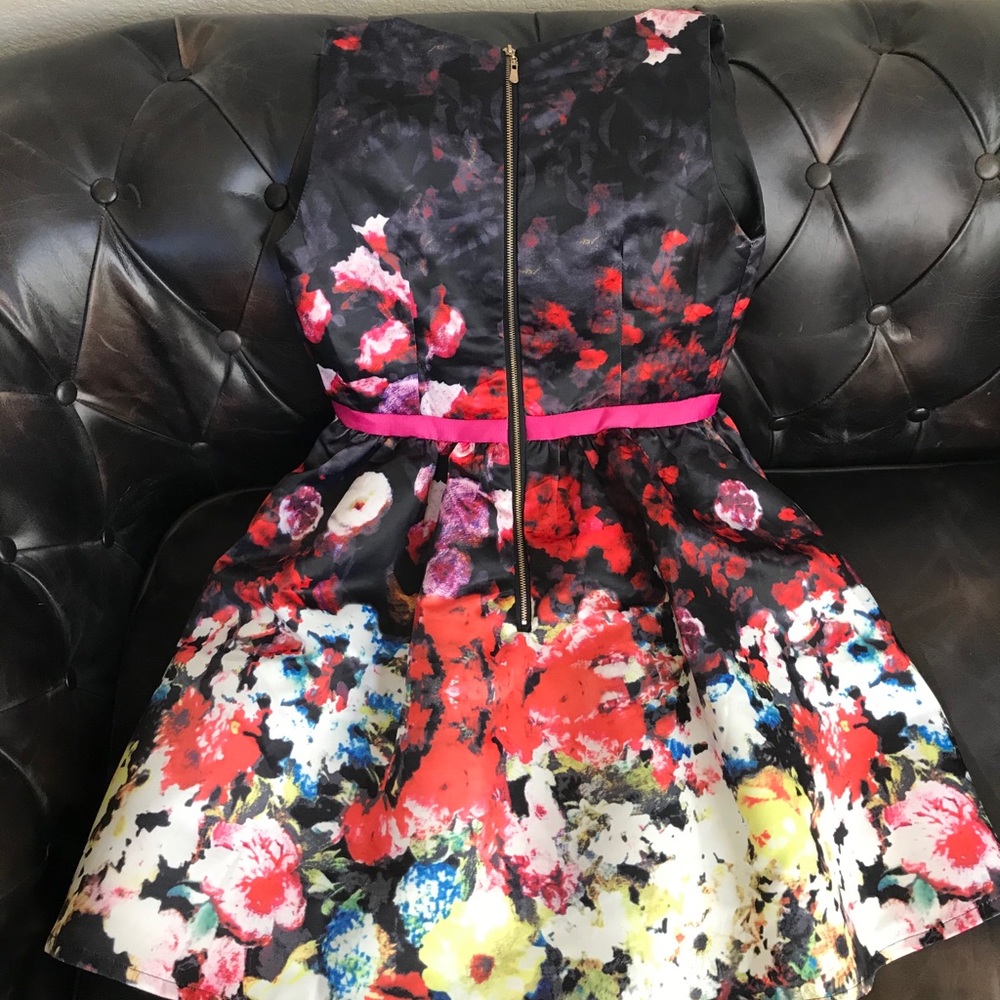 Closing Sale NWOT Chicwish Beautiful Floral Dress - Picture 12 of 14